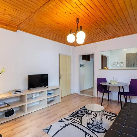 Jelena Apartment *
